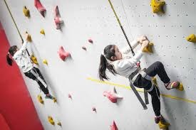 什么是“过关打法”？尝试用小本金博取爆发性增长的逻辑。（解读过关打法：以小搏大撬动爆发式增长）