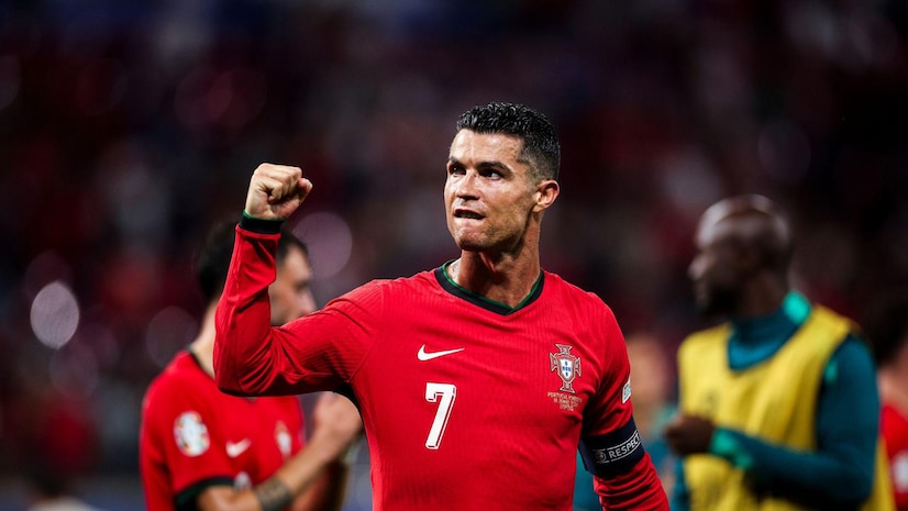 世杯外围赛国足作客0：1不敌沙特.