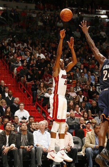 作为亚洲足 作为亚洲足